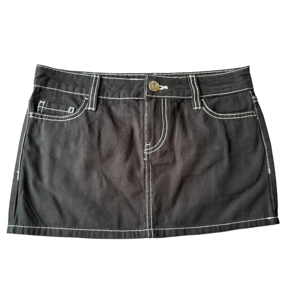 NWT Divided By H&M Woman’s 2 Black Denim Mimi Skirt With White Stitching - Picture 1 of 7